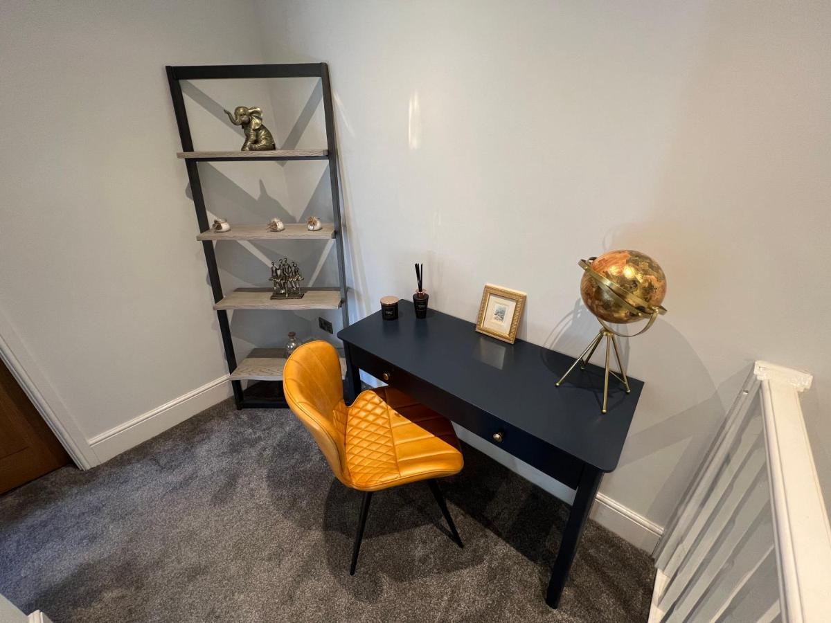 Luxury 2 Bed Apartment Great Location Stoke-on-Trent Zewnętrze zdjęcie