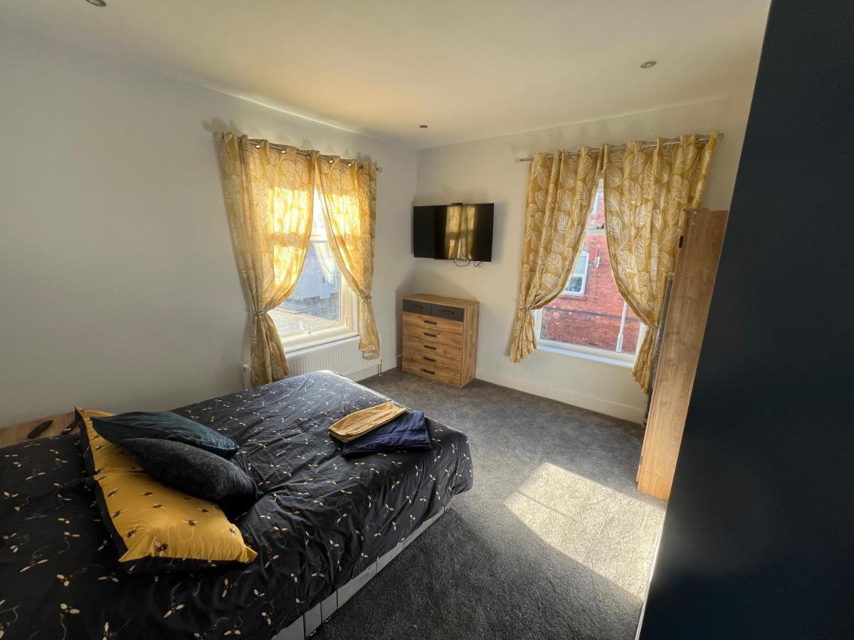 Luxury 2 Bed Apartment Great Location Stoke-on-Trent Zewnętrze zdjęcie