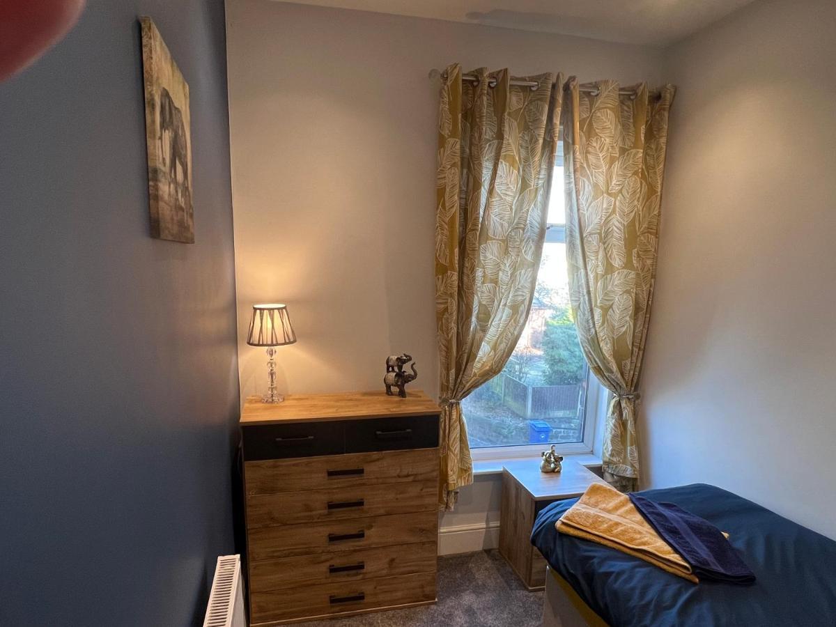 Luxury 2 Bed Apartment Great Location Stoke-on-Trent Zewnętrze zdjęcie
