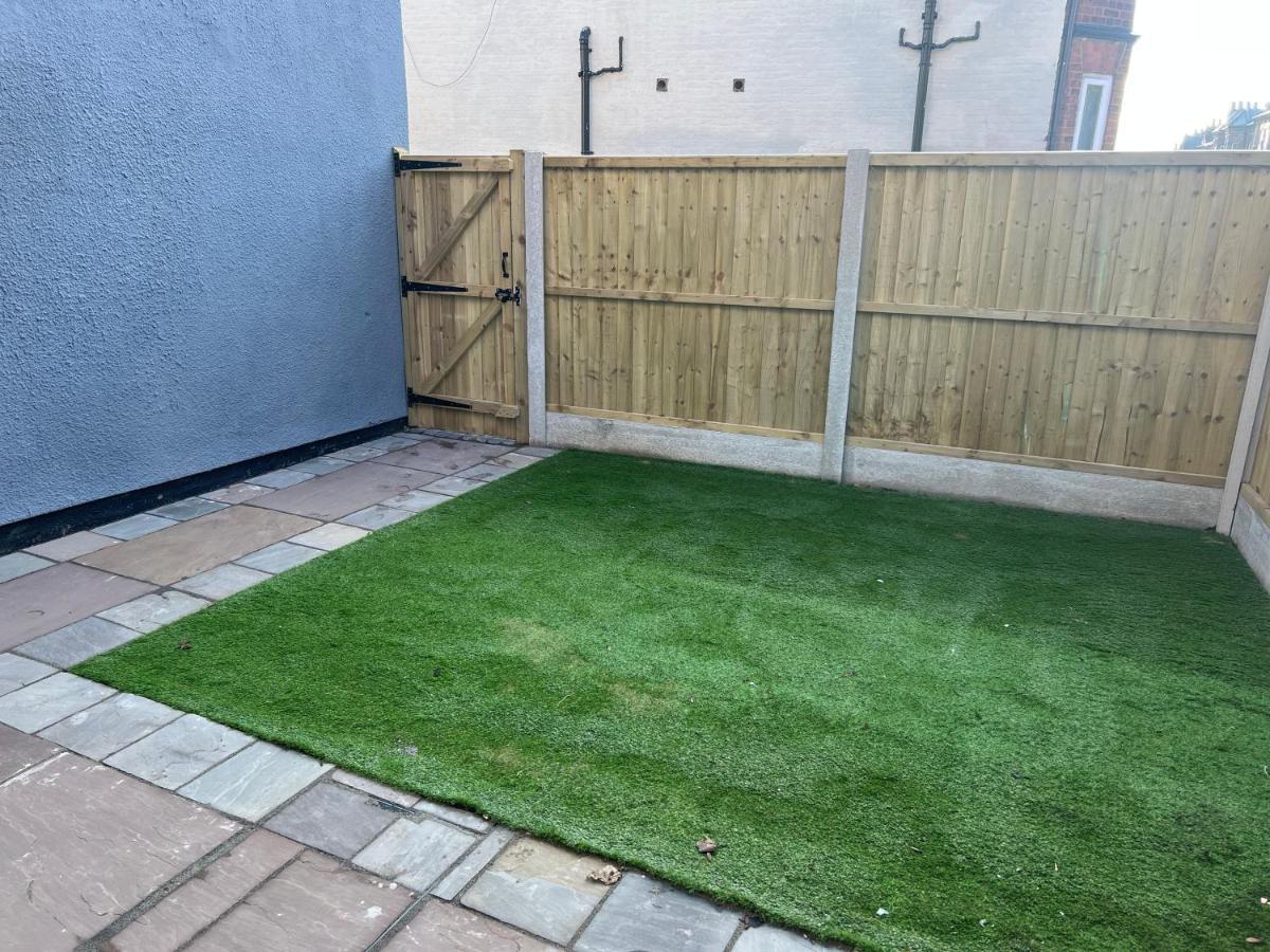 Luxury 2 Bed Apartment Great Location Stoke-on-Trent Zewnętrze zdjęcie