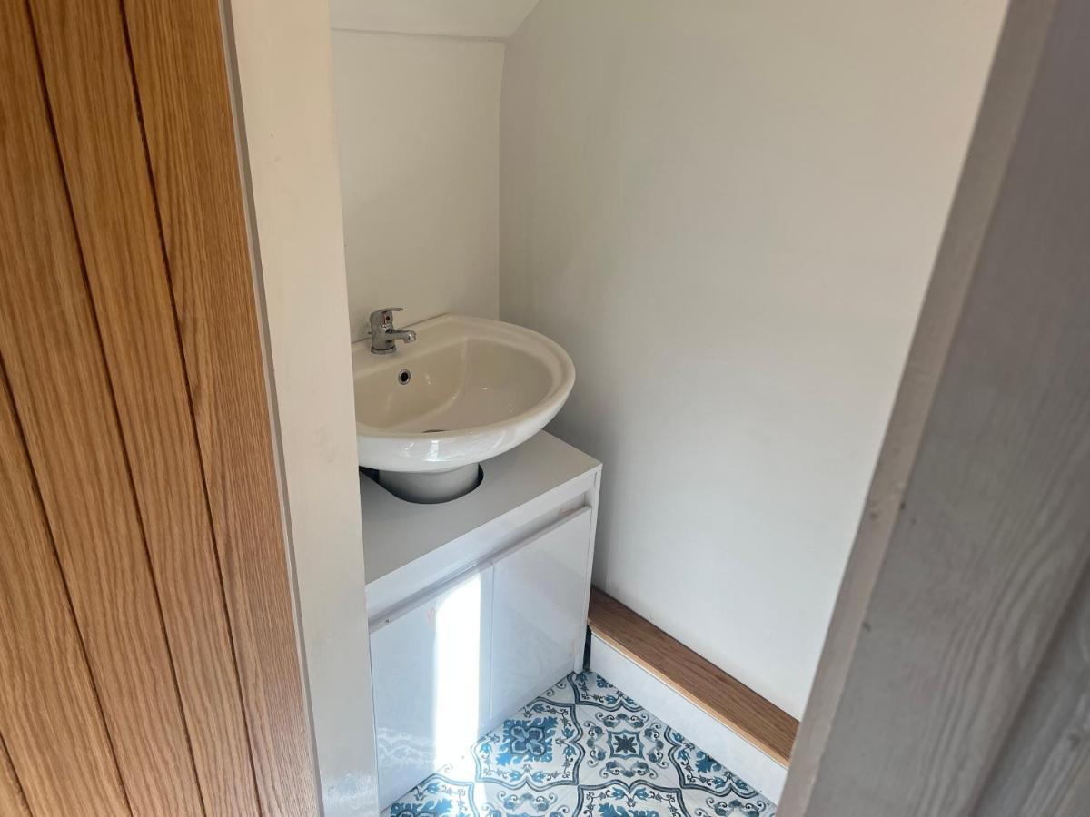 Luxury 2 Bed Apartment Great Location Stoke-on-Trent Zewnętrze zdjęcie