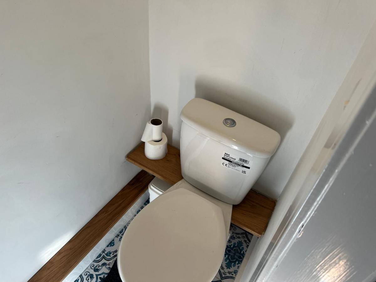 Luxury 2 Bed Apartment Great Location Stoke-on-Trent Zewnętrze zdjęcie